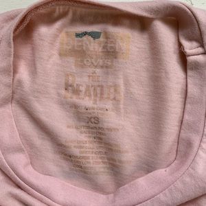 Levi's Tops - 🌛Levi’s 🌛 Beatles distressed tee Levi's Tops - 🌛Levi’s 🌛 Beatles distressed tee